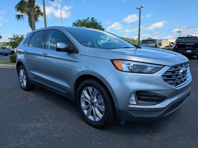Used 2024 Ford Edge Titanium image 2