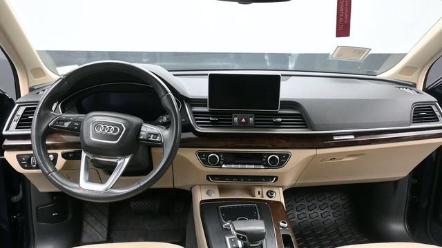 Used 2020 Audi Q5 Prestige w/ Prestige Package AWD/4WD image 23