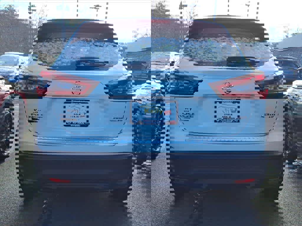 Used 2022 Nissan Rogue Sport SL image 5