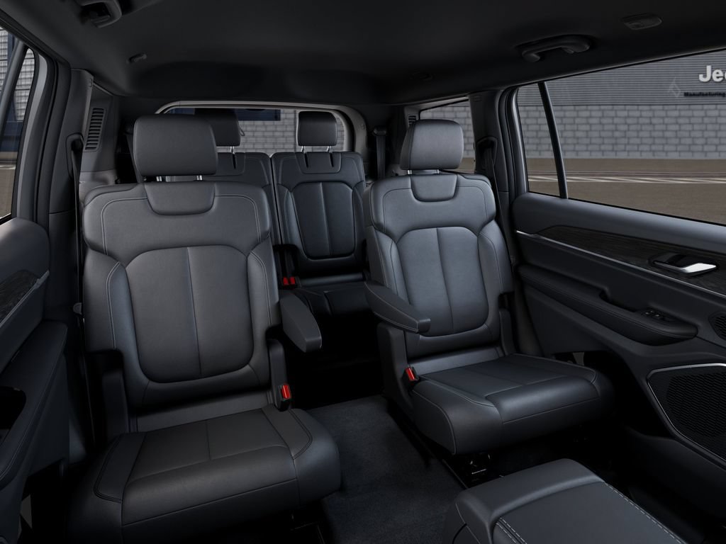 New 2026 Jeep Grand Cherokee L Limited AWD/4WD image 15