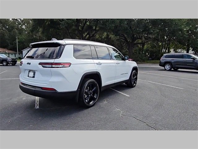 New 2025 Jeep Grand Cherokee L Altitude image 33