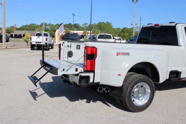 Used 2025 Ford F450 Platinum w/ Platinum Plus Package AWD/4WD image 11