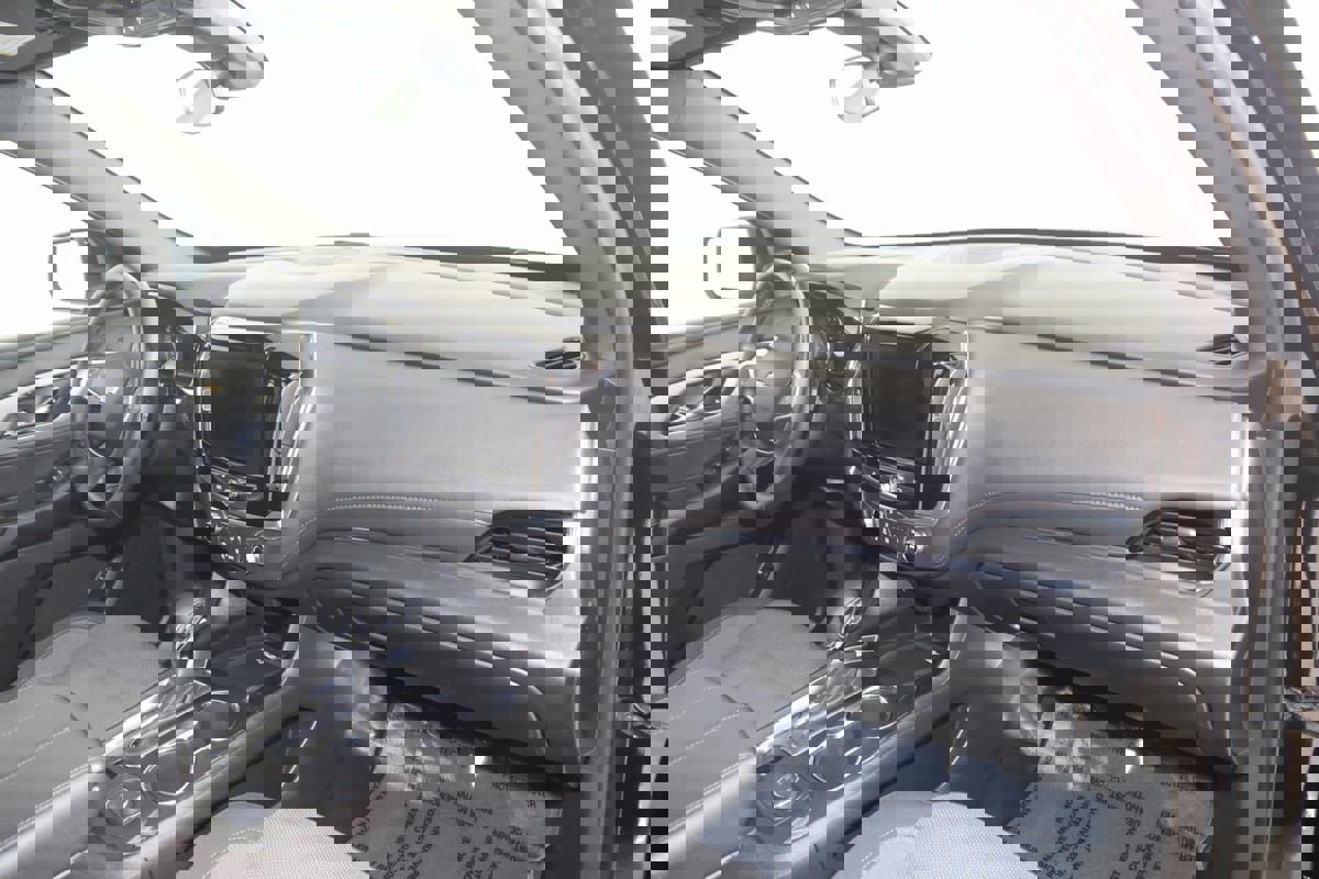 Used 2023 Chevrolet Traverse LT w/ LPO, Cargo Package image 40