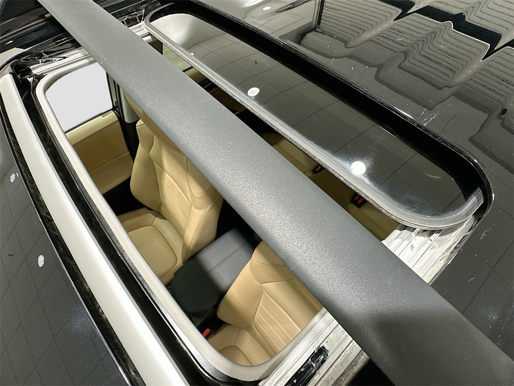 Used 2025 Toyota RAV4 XLE Premium image 21