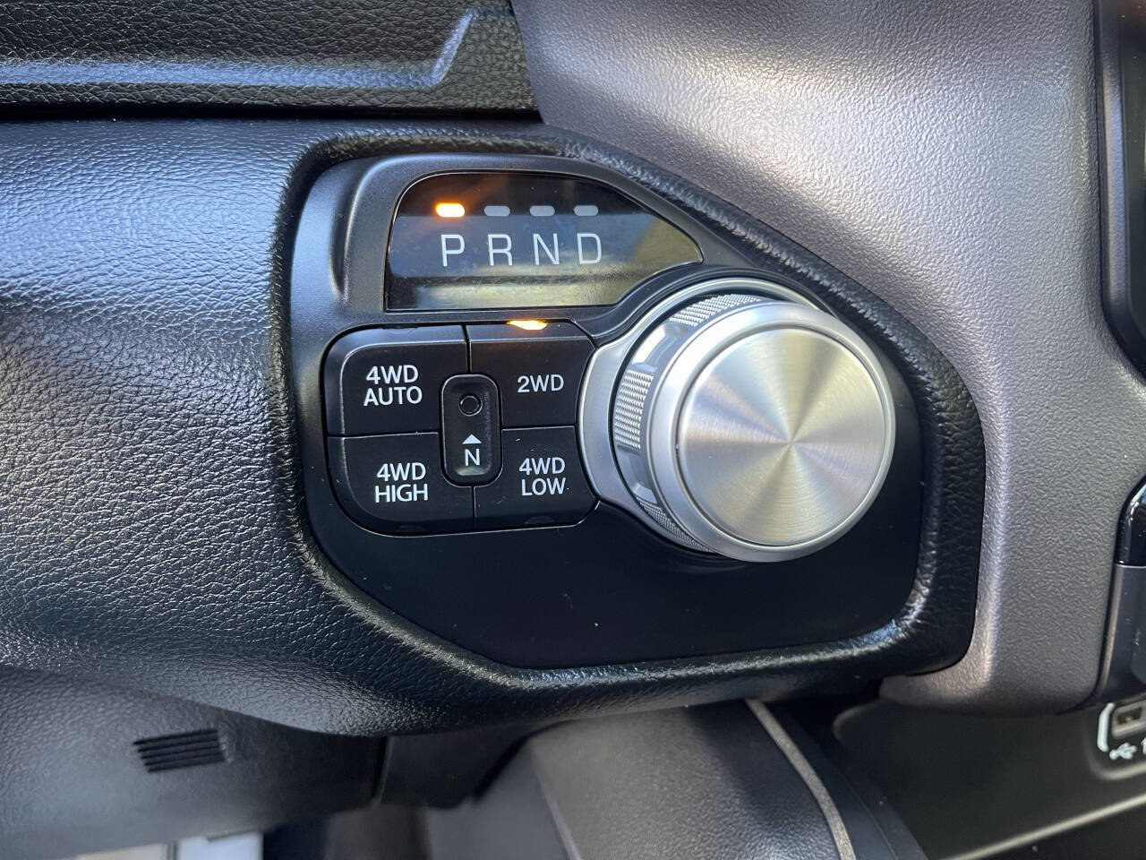 Used 2020 RAM 1500 Sport w/ Level 2 Equipment Goup w/2_L AWD/4WD image 15