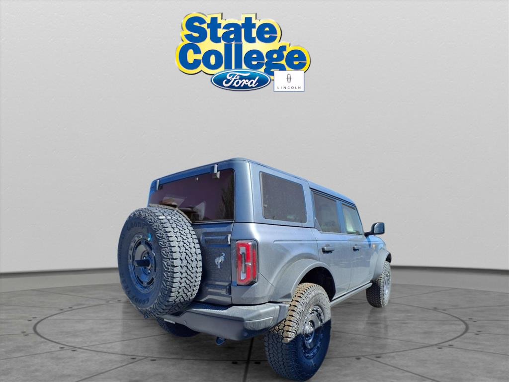 New 2025 Ford Bronco Badlands image 3