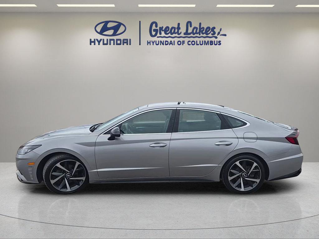 Used 2023 Hyundai Sonata SEL Plus FWD image 2