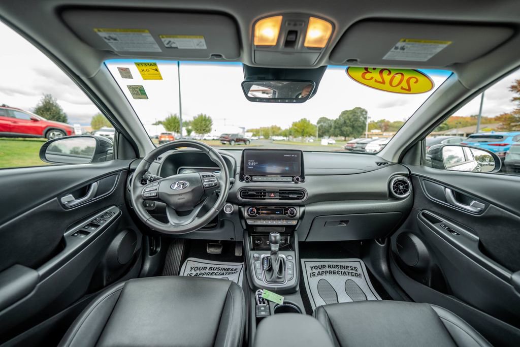Used 2023 Hyundai Kona Limited image 13