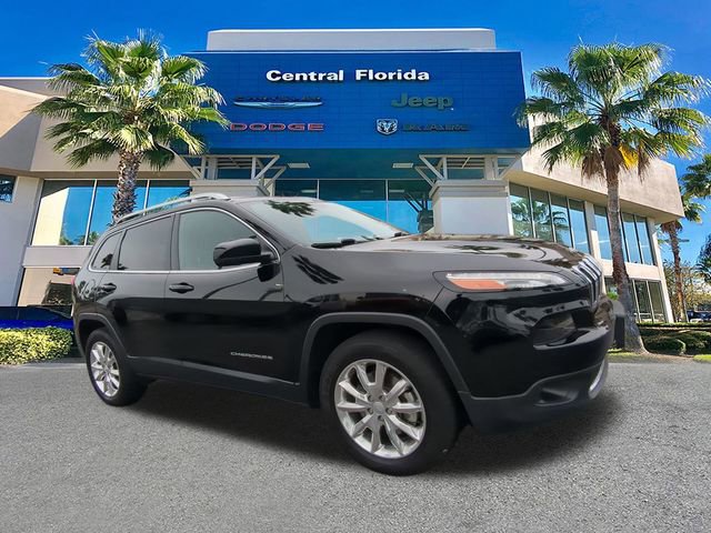 Used 2017 Jeep Cherokee Limited image 2