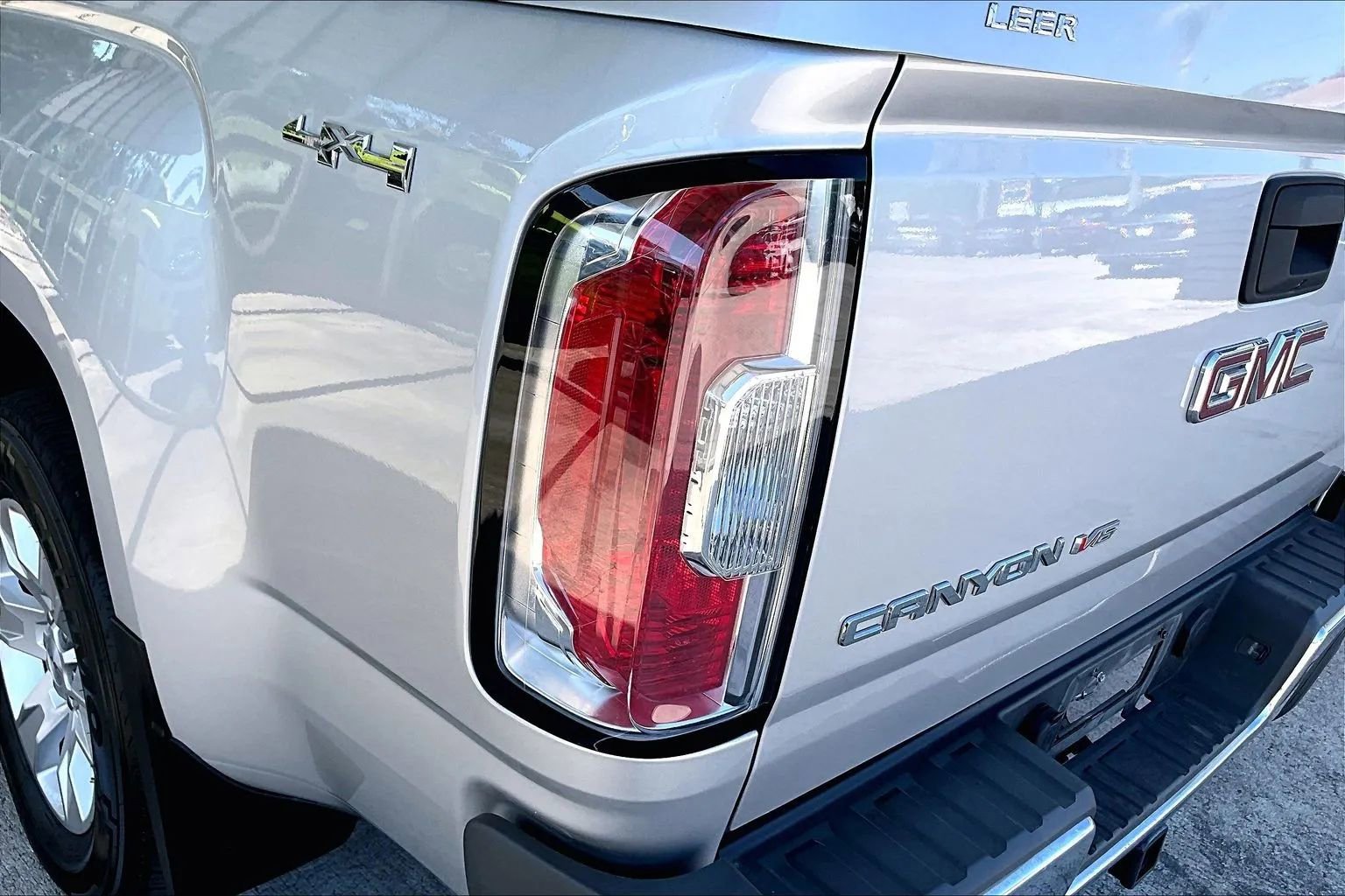 Used 2018 GMC Canyon SLE w/ SLE Convenience Package AWD/4WD image 21
