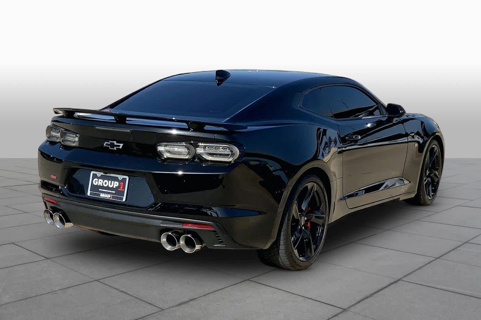 Used 2023 Chevrolet Camaro SS RWD image 12