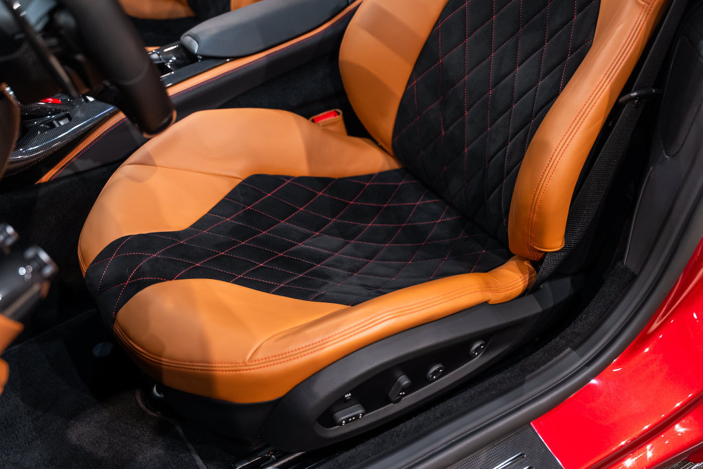 Certified 2021 Ferrari 812 GTS RWD image 29