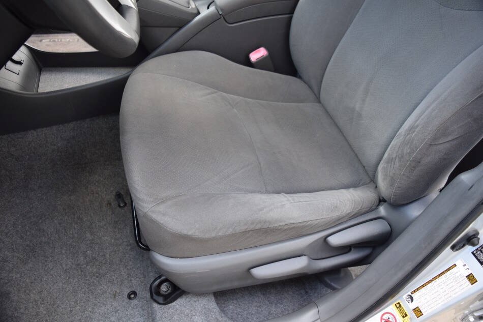 Used 2010 Toyota Prius Two FWD image 42