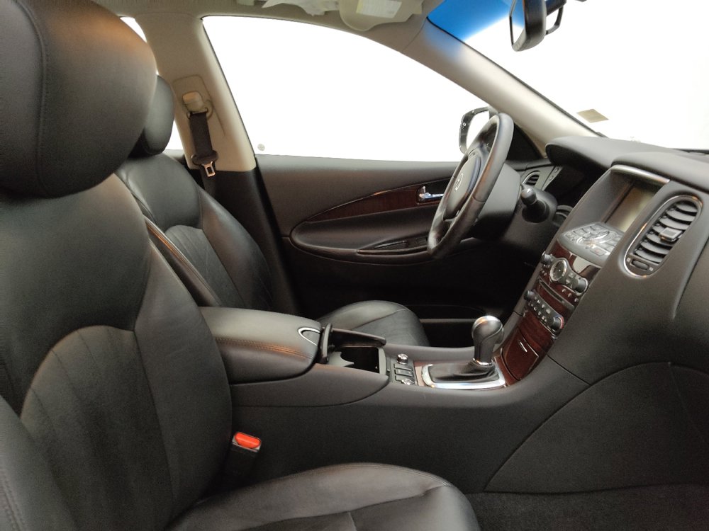 Used 2017 INFINITI QX50 AWD w/ Premium Plus Package image 21