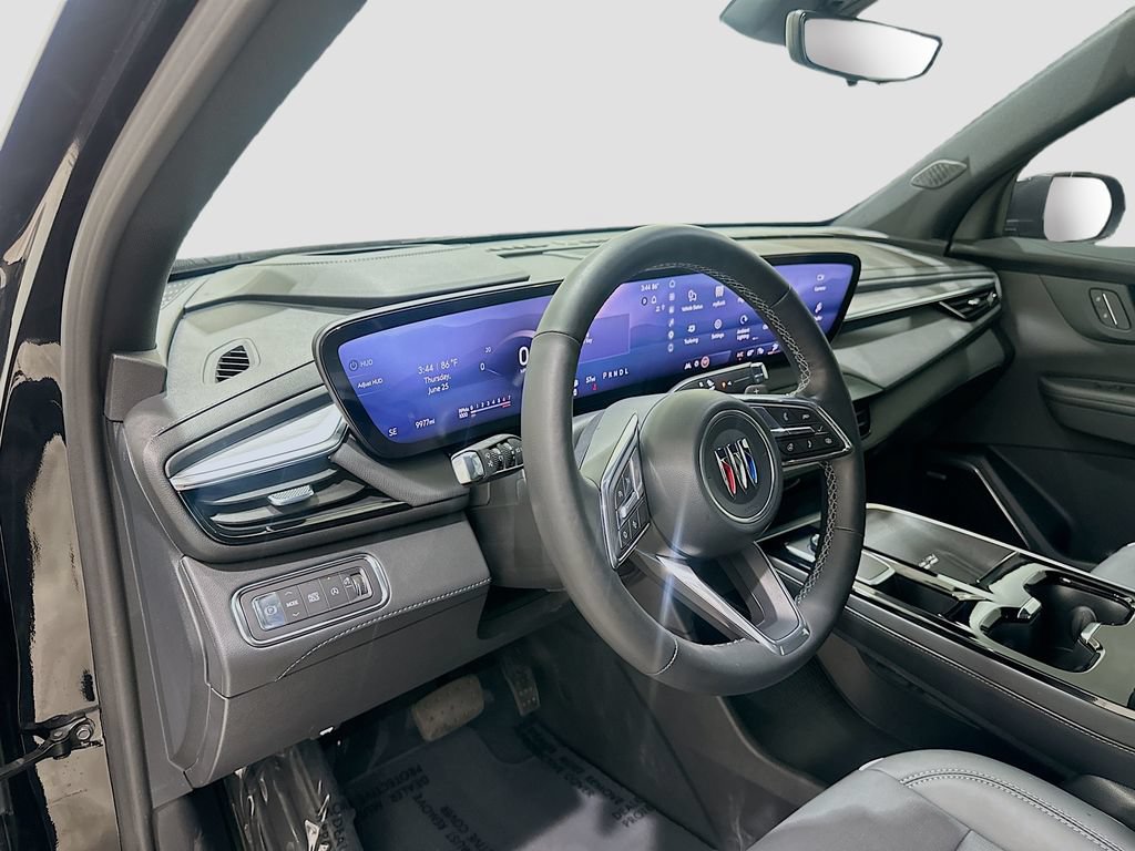 Certified 2026 Buick Enclave Preferred w/ Power Package FWD image 9