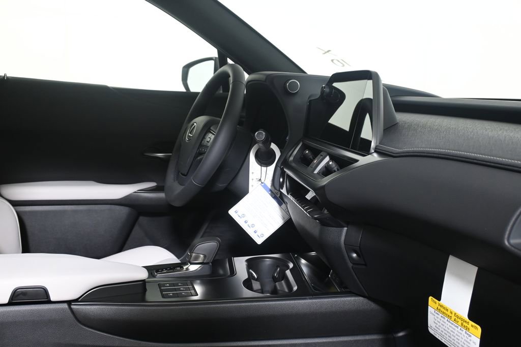 New 2026 Lexus UX 300h AWD w/ Accessory Package (2T) image 32