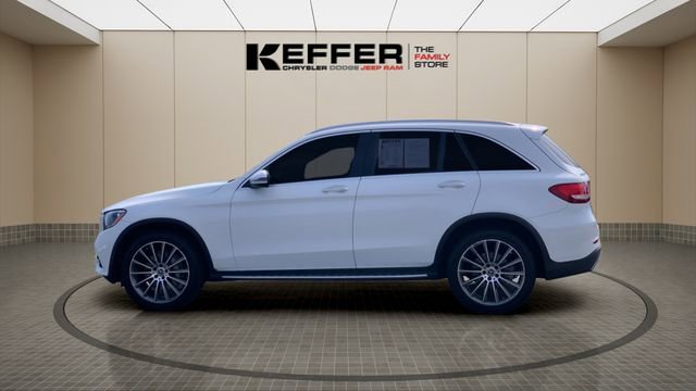 Used 2016 Mercedes-Benz GLC 300 image 2