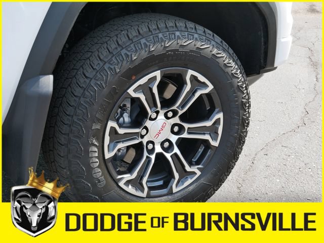 Used 2025 GMC Canyon AT4 AWD/4WD image 12