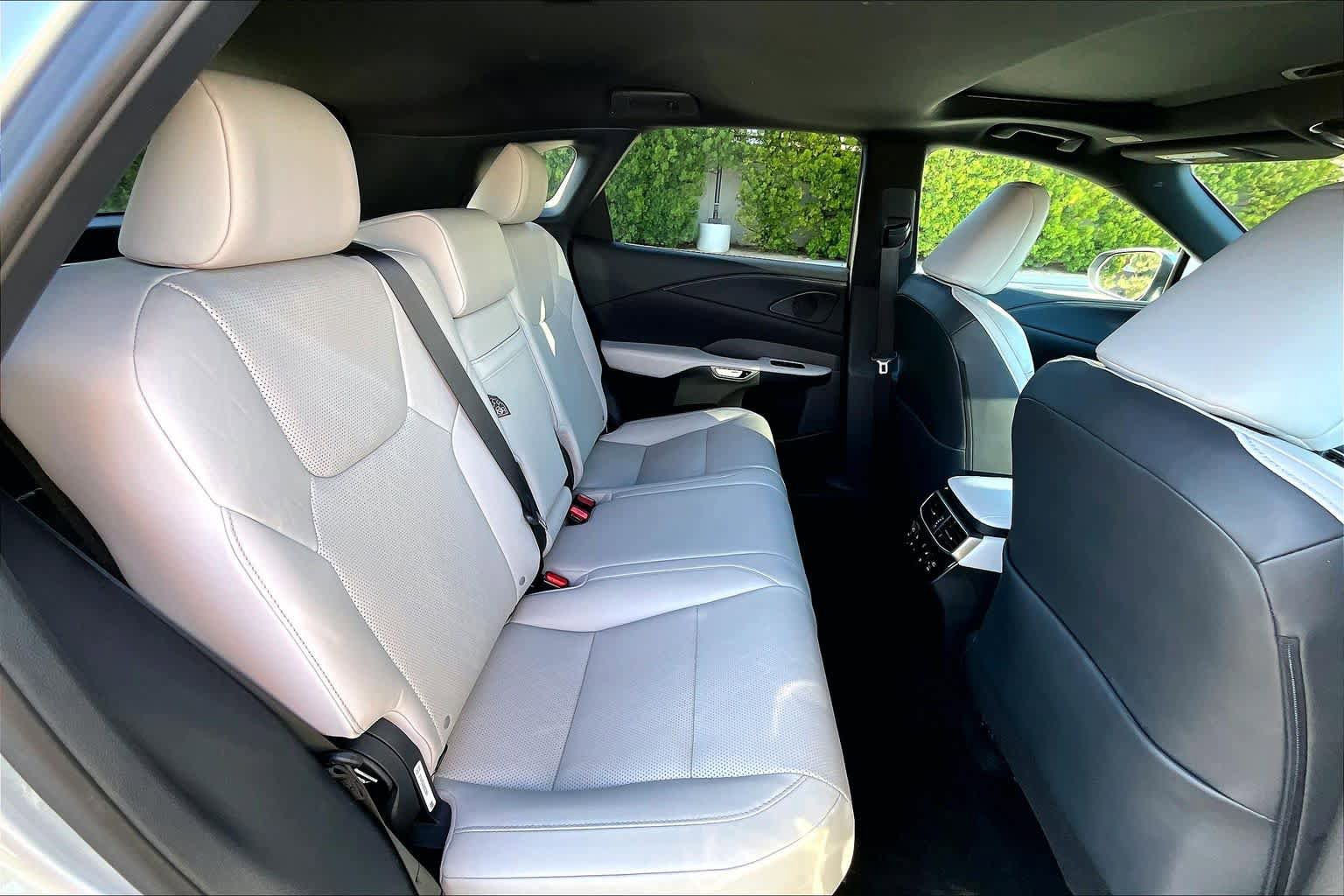 Certified 2023 Lexus RX 350 Premium Plus w/ Cold Area Package FWD image 19