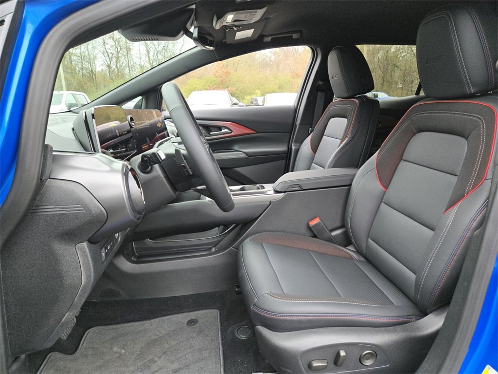 New 2026 Chevrolet Equinox EV RS image 13