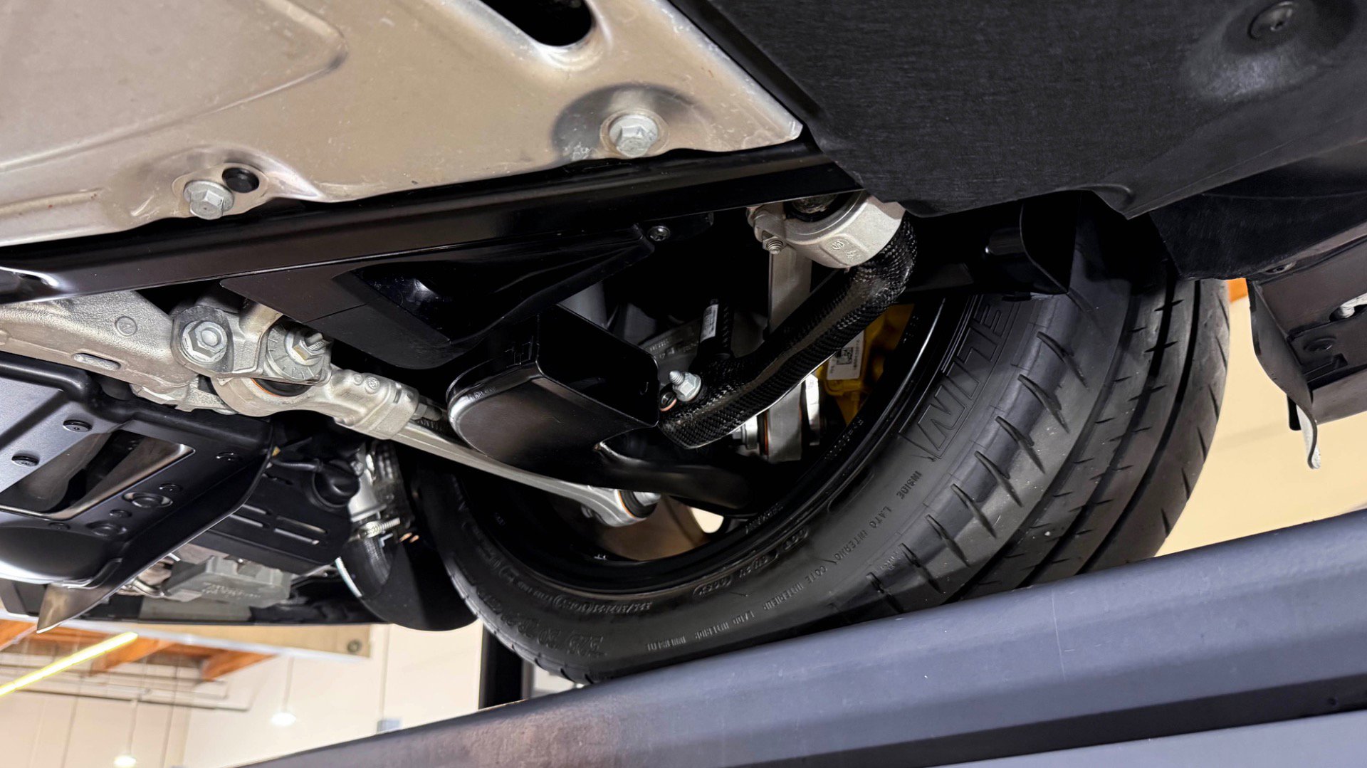 Used 2018 Porsche 911 GT2 RS image 87