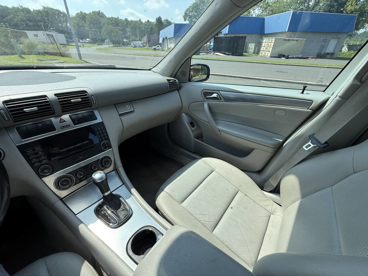 Used 2006 Mercedes-Benz C 230 Sedan w/ Sunroof Pkg image 14
