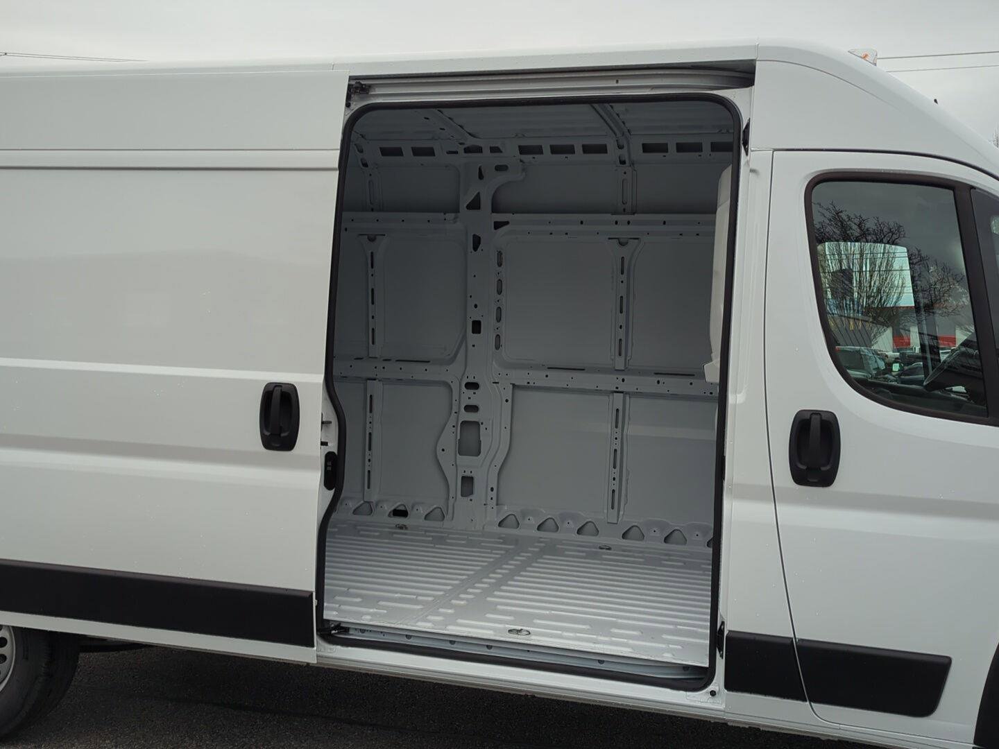 New 2026 RAM ProMaster 2500 image 9