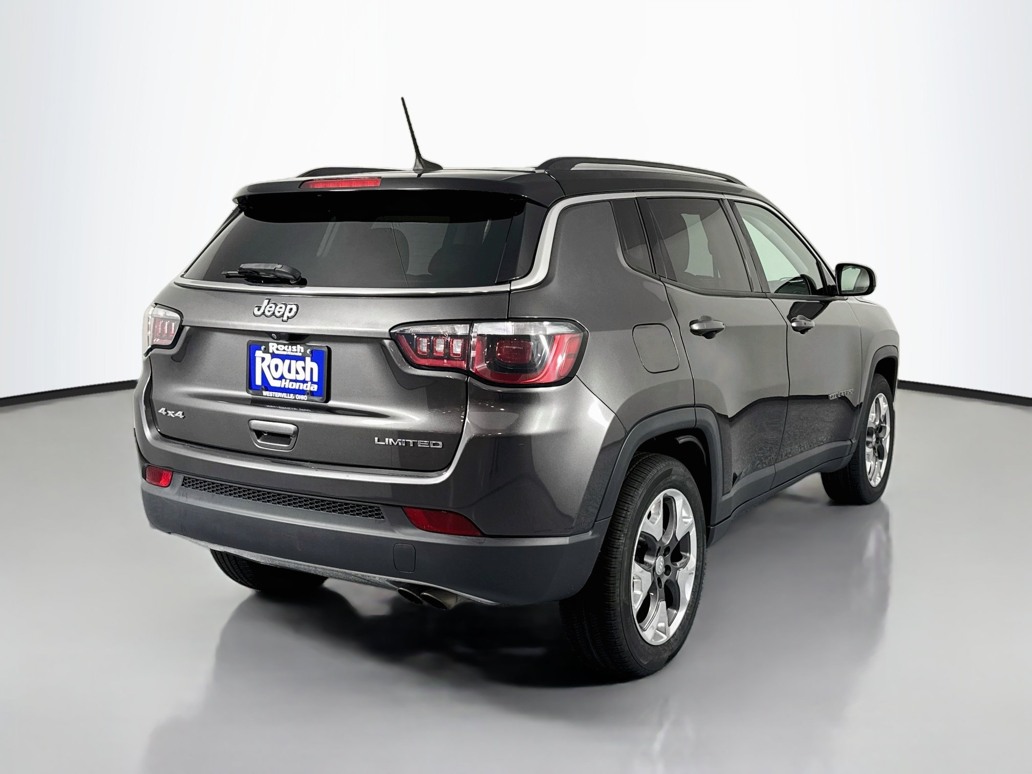 Used 2019 Jeep Compass Limited AWD/4WD image 5