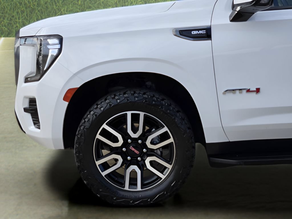 Used 2024 GMC Yukon AT4 w/ Technology Package AWD/4WD image 10