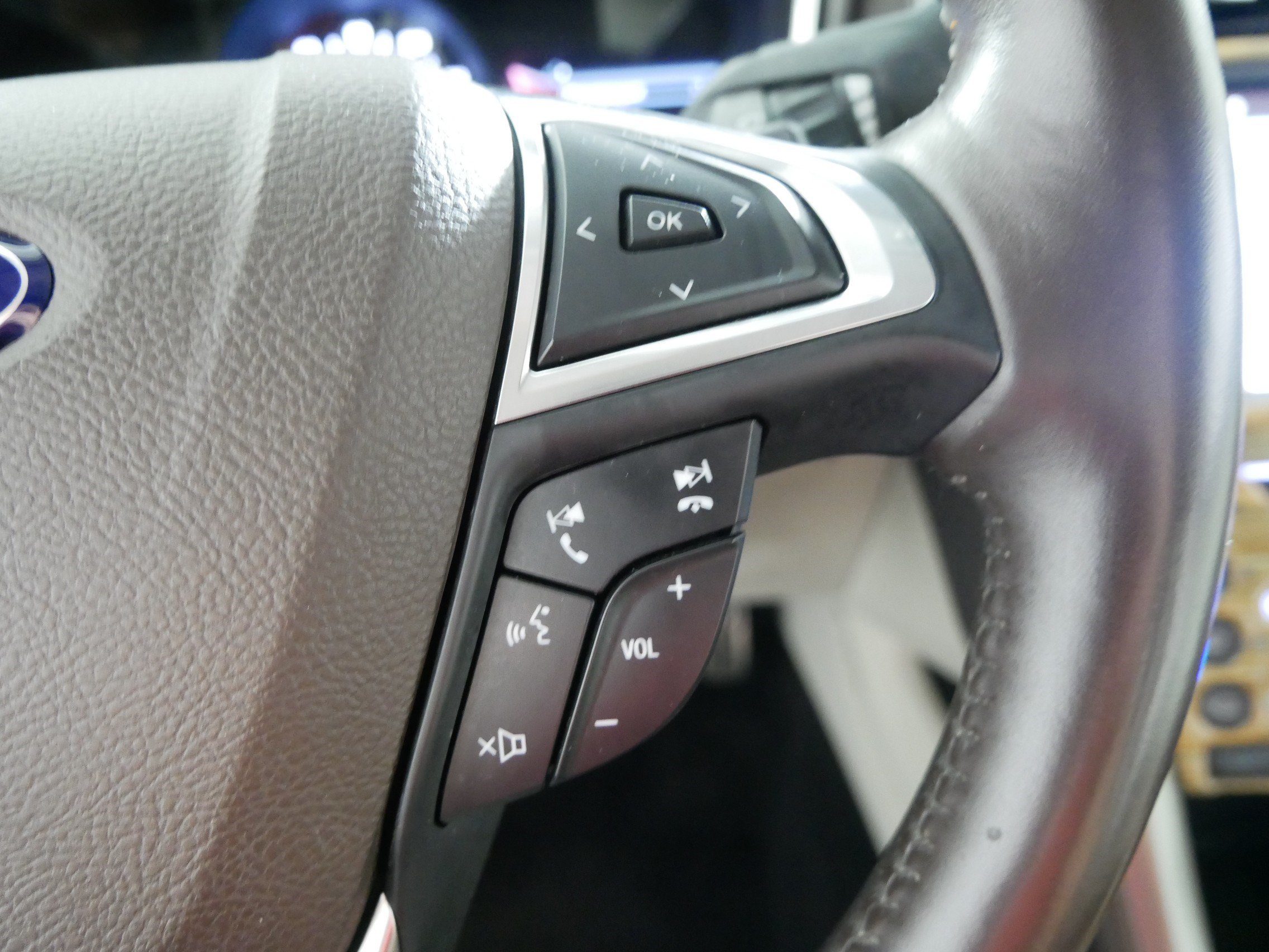 Used 2017 Ford Fusion Platinum AWD/4WD image 28