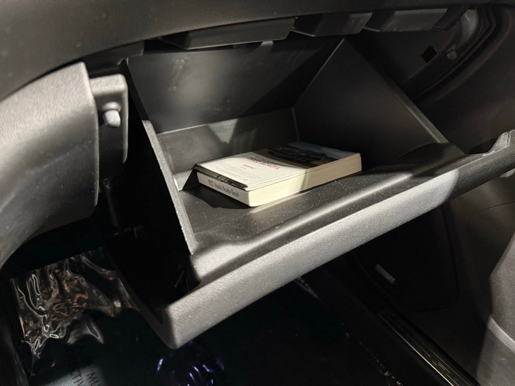 Used 2022 GMC Acadia AT4 w/ Trailering Package image 32