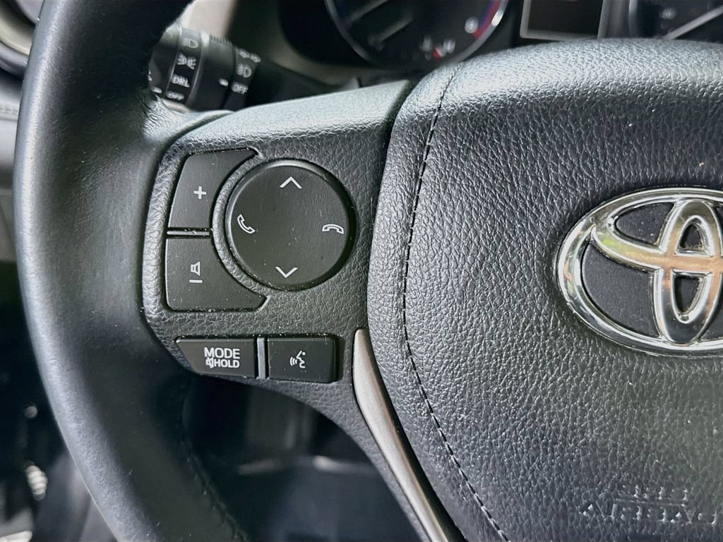 Used 2016 Toyota RAV4 XLE w/ Protection Package AWD/4WD image 20