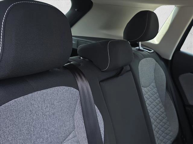 Used 2025 Volkswagen Tiguan S image 17