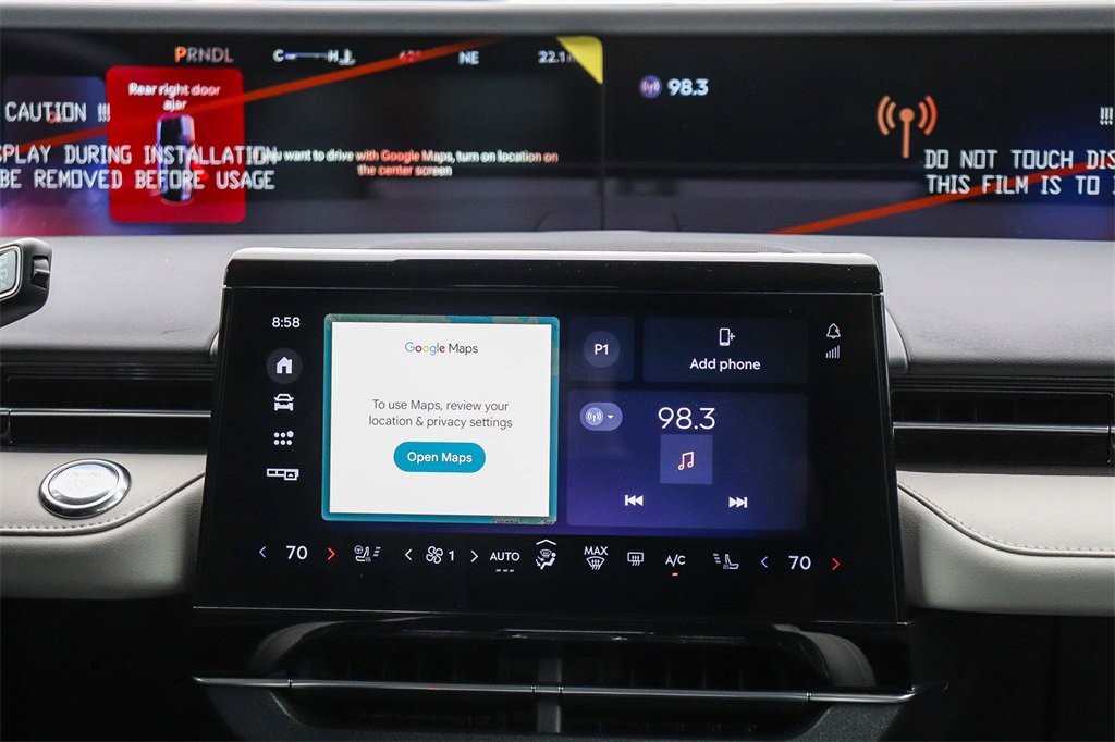 Used 2025 Lincoln Nautilus Premier image 16