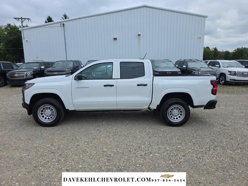 Used 2024 Chevrolet Colorado W/T w/ WT Convenience Package RWD image 3