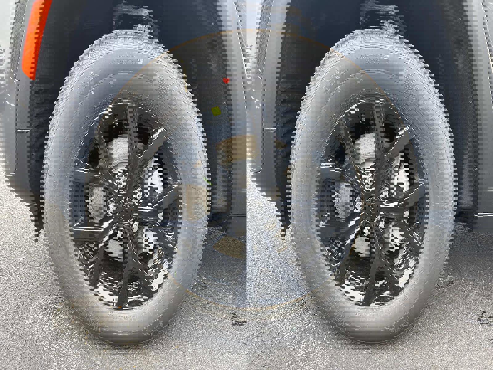 New 2026 Jeep Grand Cherokee Altitude image 3