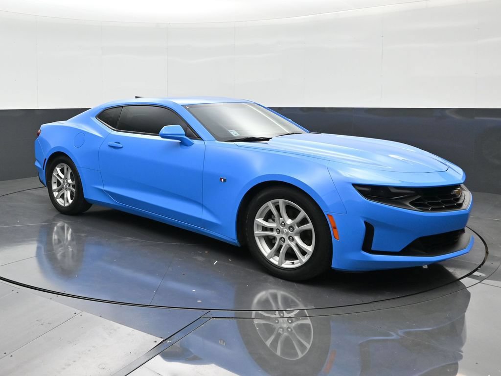 Used 2023 Chevrolet Camaro LS RWD image 7
