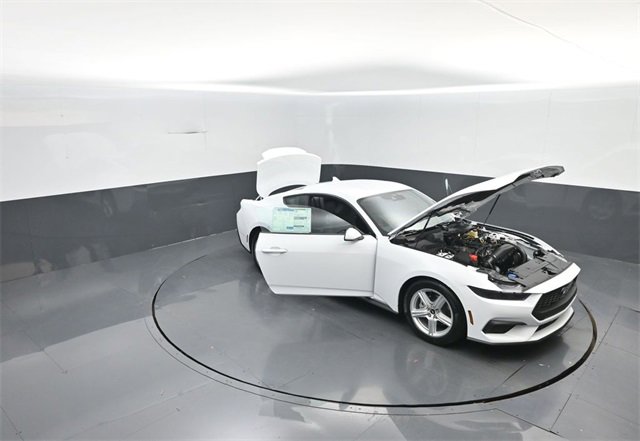 New 2026 Ford Mustang Coupe image 32