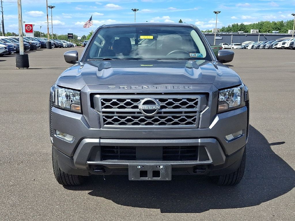 Certified 2024 Nissan Frontier SV w/ Technology Package AWD/4WD image 2