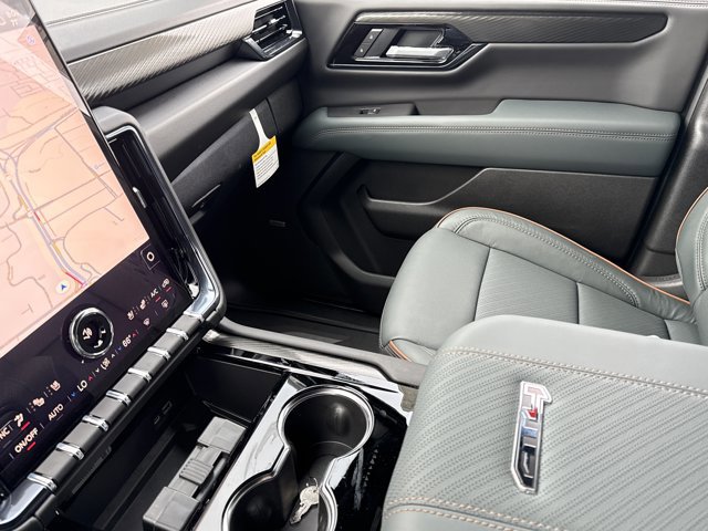 New 2026 GMC Yukon XL AT4 w/ AT4 Premium Plus Package image 26