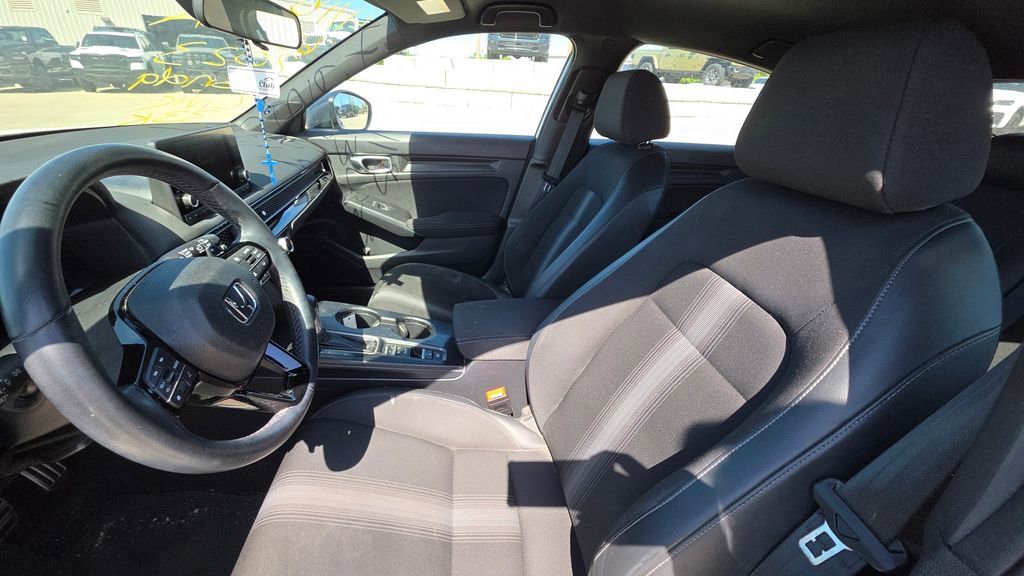 Used 2023 Honda Civic Sport image 11