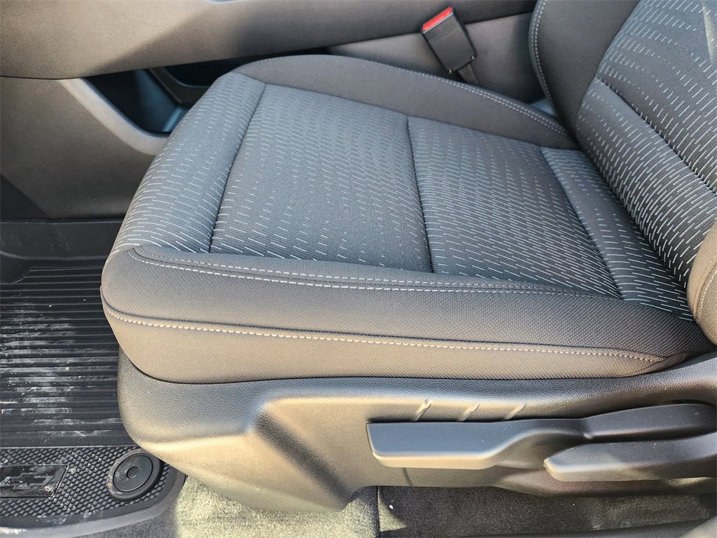 New 2026 Chevrolet Equinox LT w/ LPO, Floor Liner Package image 17