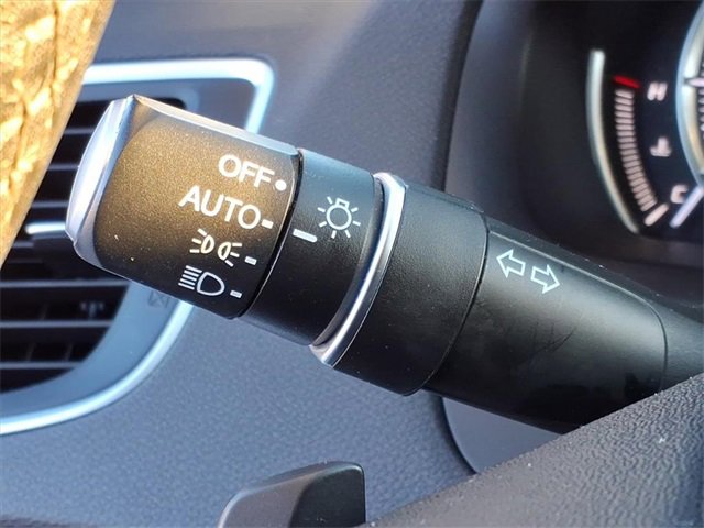 Used 2015 Acura TLX V6 image 23