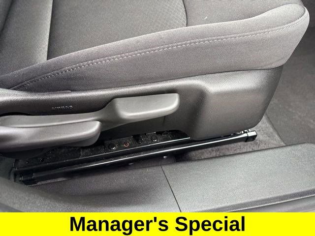 Used 2024 Chevrolet Malibu LT FWD image 40