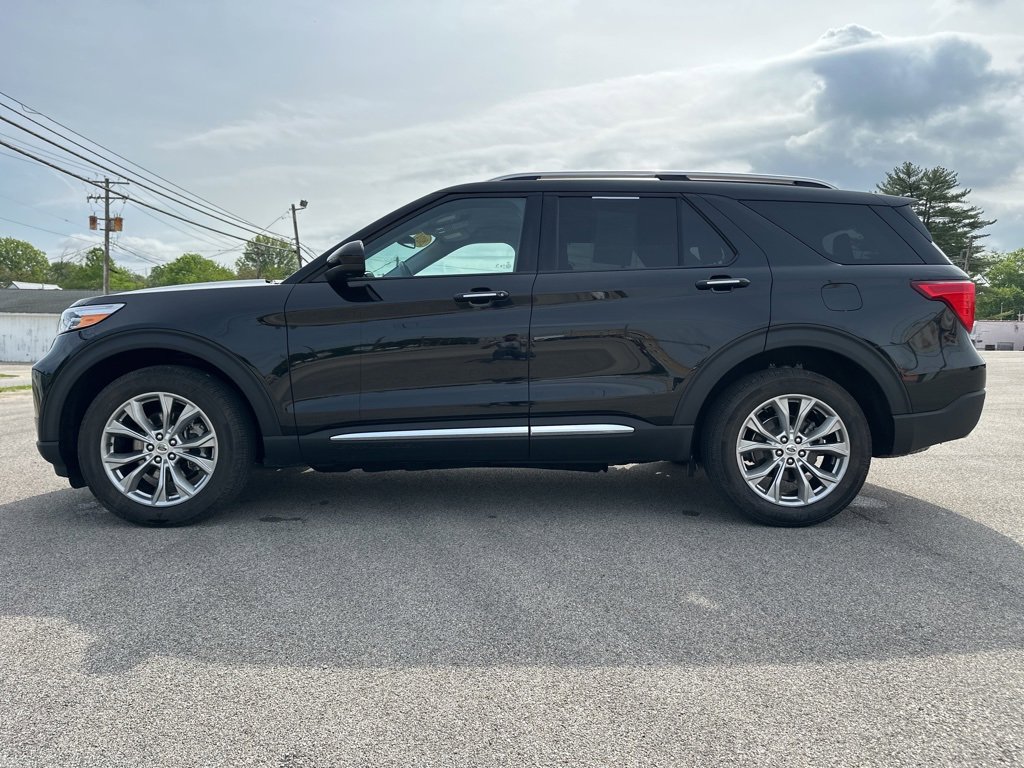 Used 2024 Ford Explorer Limited image 13