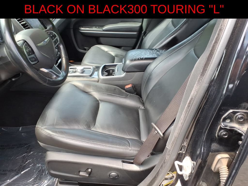 Used 2022 Chrysler 300 Touring L w/ Popular Equipment Group AWD/4WD image 13