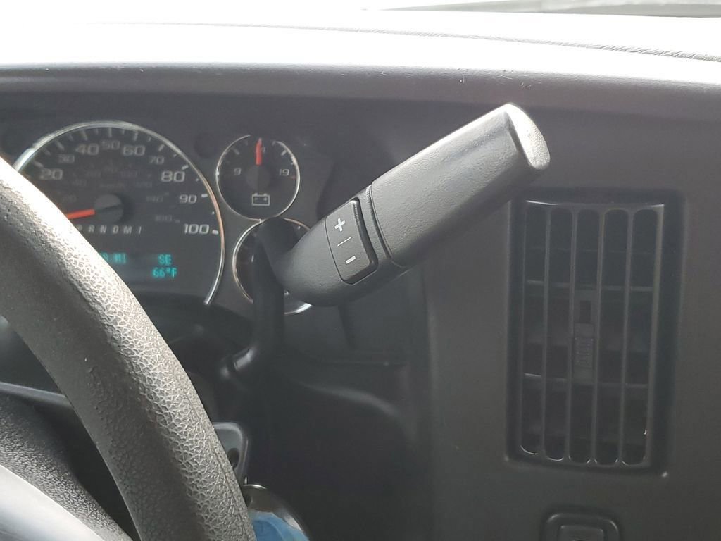 Used 2015 Chevrolet Express 2500 w/ Express Access Plus Package image 19