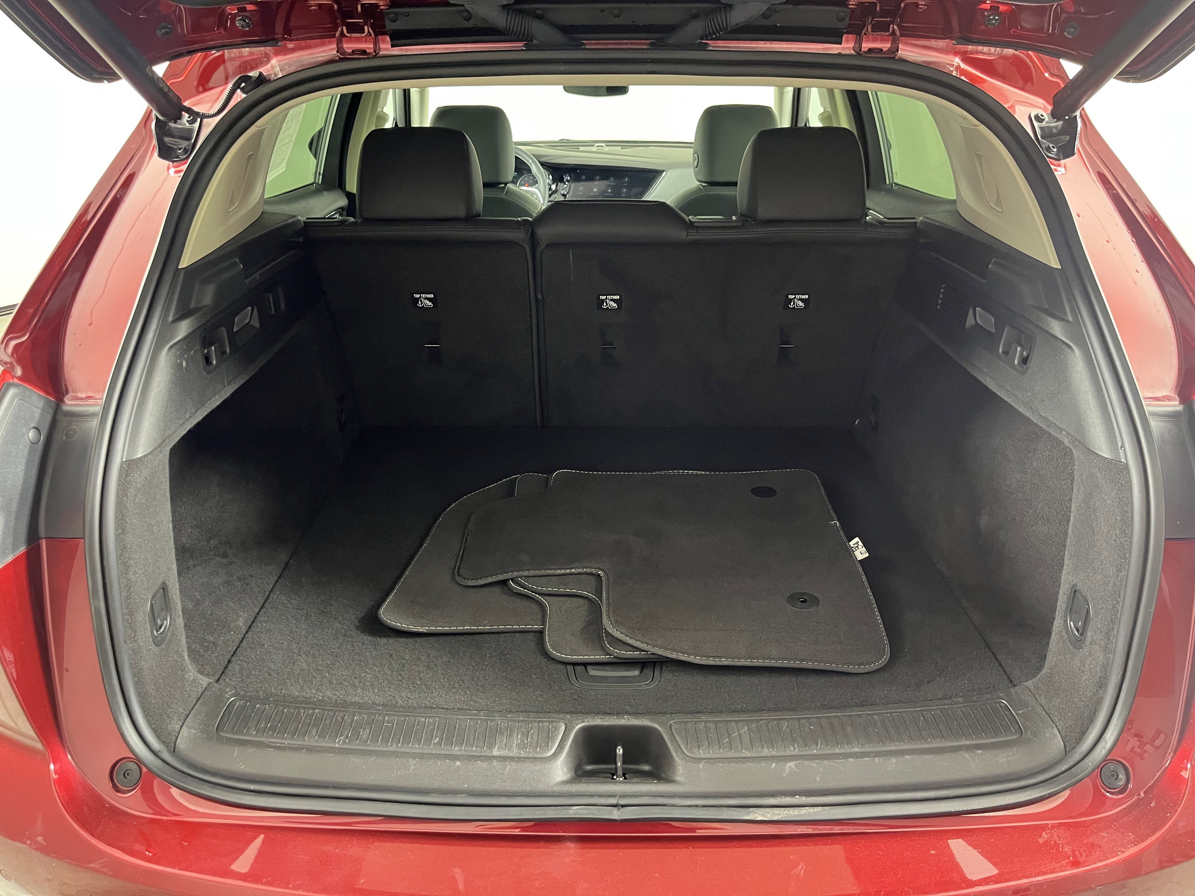 Used 2023 Buick Envision Essence image 27