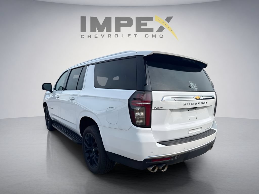 Used 2024 Chevrolet Suburban Premier w/ Premium Package AWD/4WD image 2