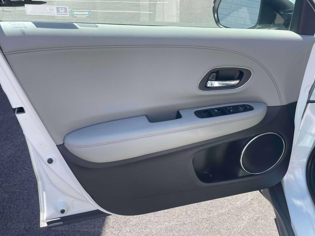 Certified 2018 Honda HR-V EX-L image 16